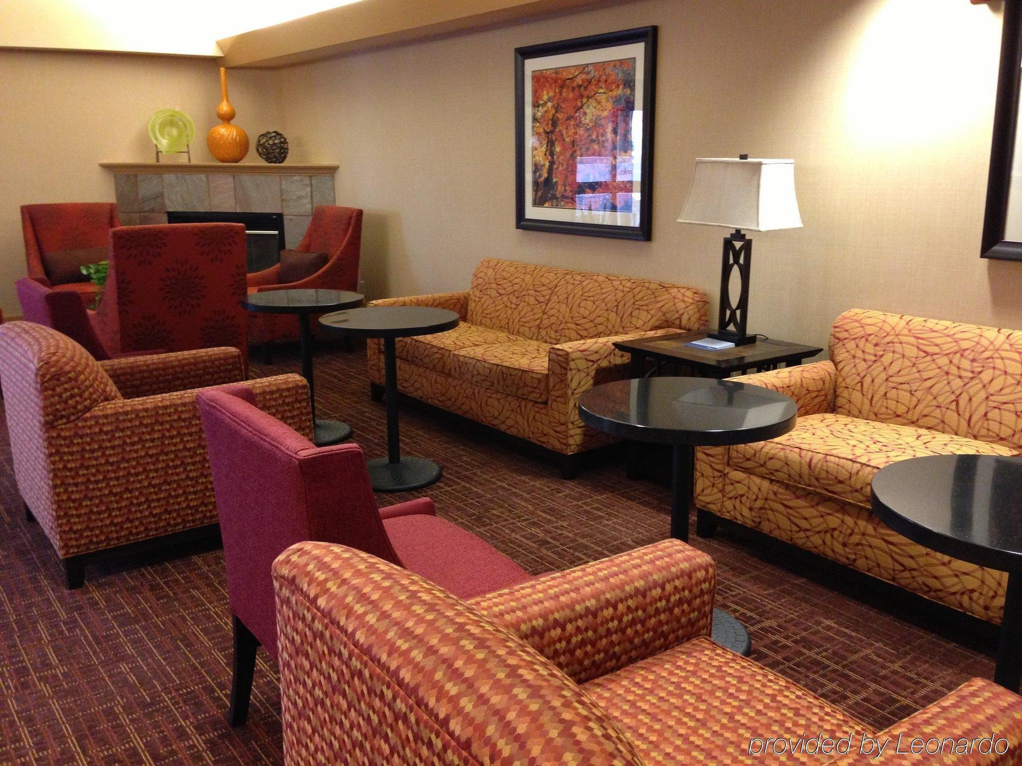 Hampton Inn Altoona Exterior foto