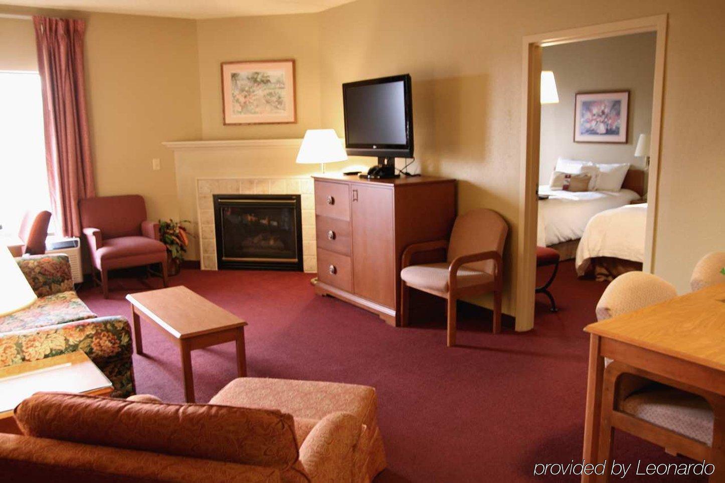 Hampton Inn Altoona Habitación foto
