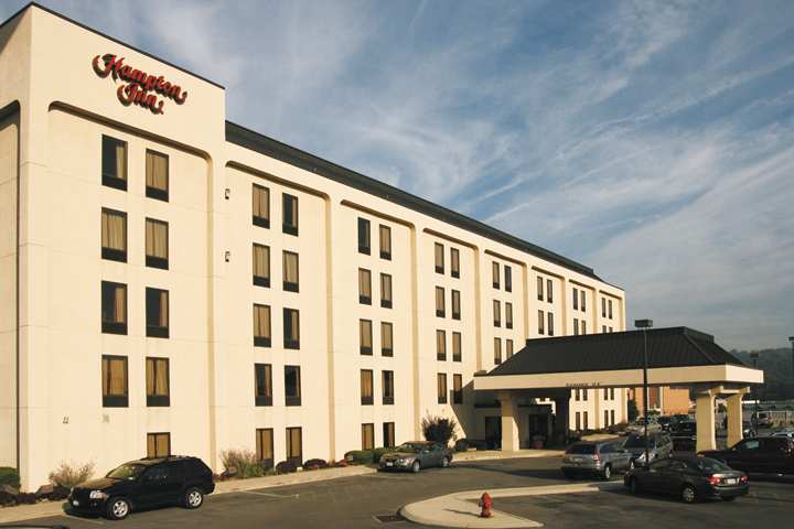 Hampton Inn Altoona Exterior foto