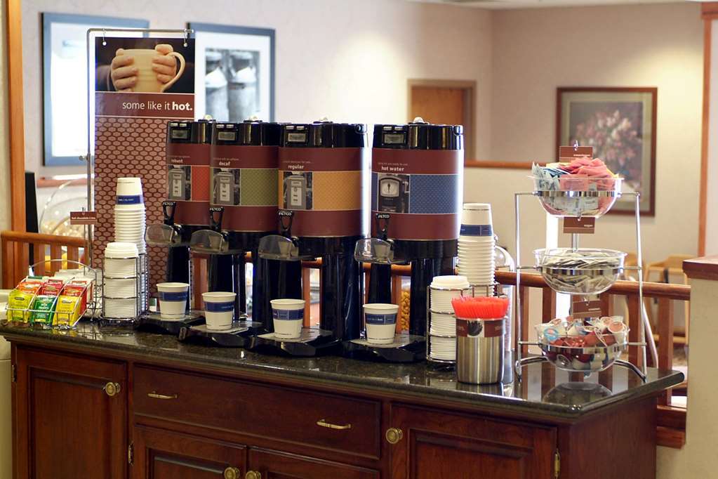 Hampton Inn Altoona Restaurante foto